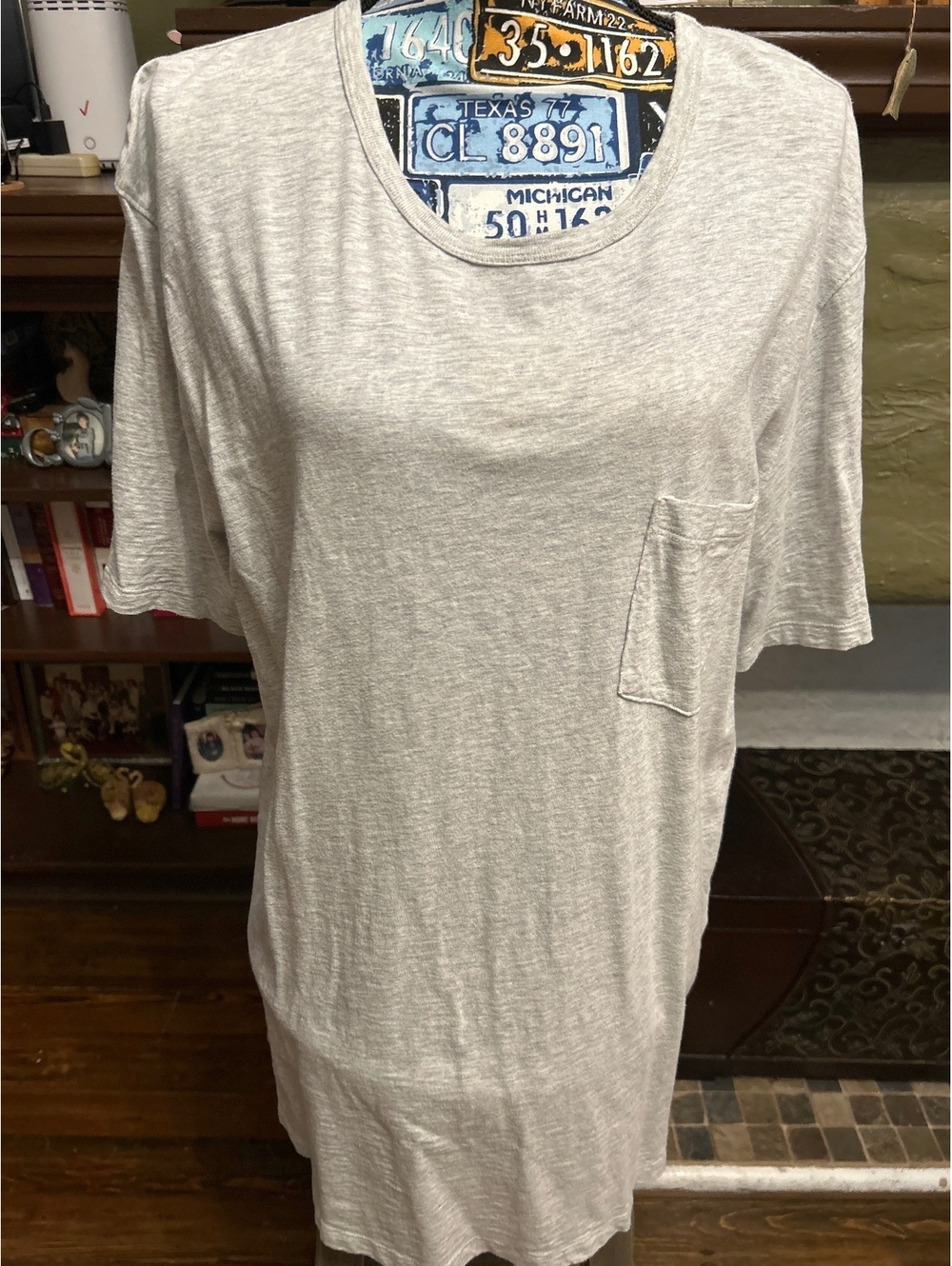 GAP Light Gray Cotton Pocket T-Shirt XL
